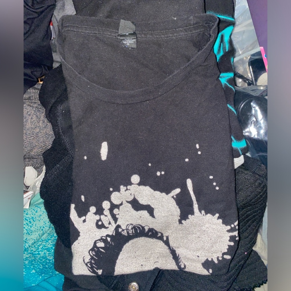 Max concert tshirt used size xl